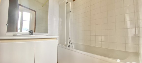Gebäude in Ribemont, France 150m², Nr. 152999 8