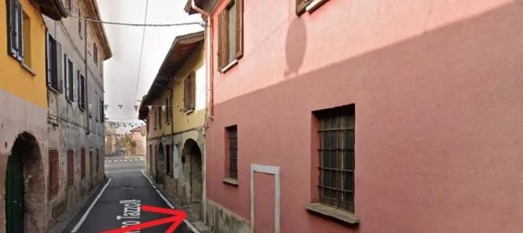 Квартира с 3 комнатами в Бусто Арсицио, Италия № 1663 5