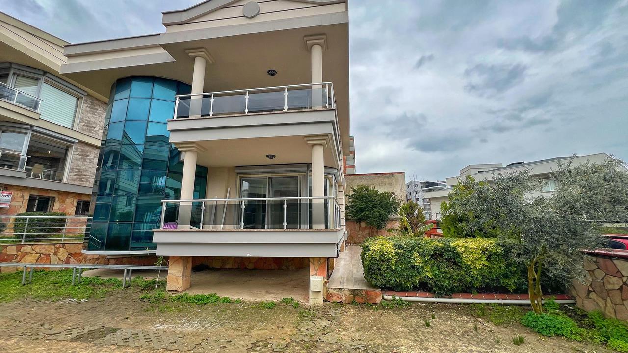 3 bedrooms Property in Kusadasi, Turkey No. 40626