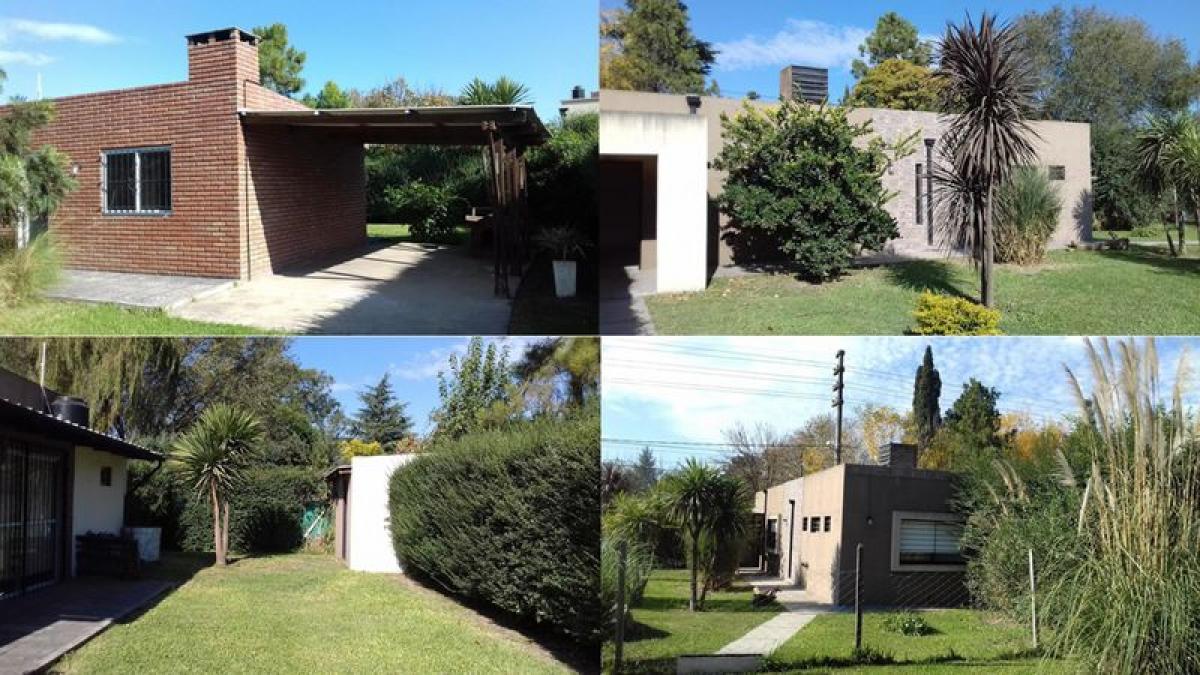 2 bedrooms House in Moreno, Argentina No. 21716