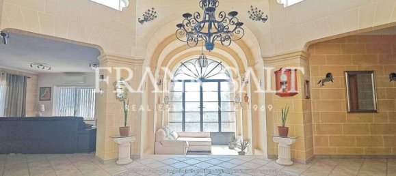 3 bedrooms Bungalow in Iklin, Malta No. 3776 14