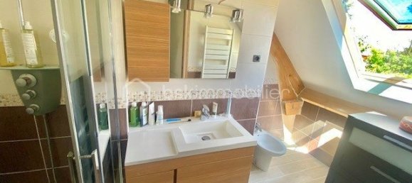 4 bedrooms House in La Ville-du-Bois, France No. 296996 11