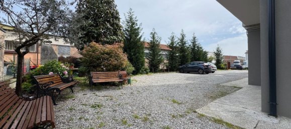 3 rooms Apartment in Modena, Italy No. 22748 18