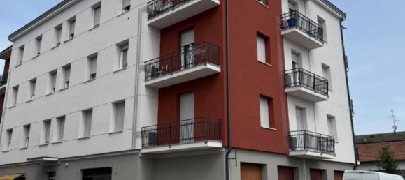 3 rooms Apartment in Modena, Italy No. 22748 21