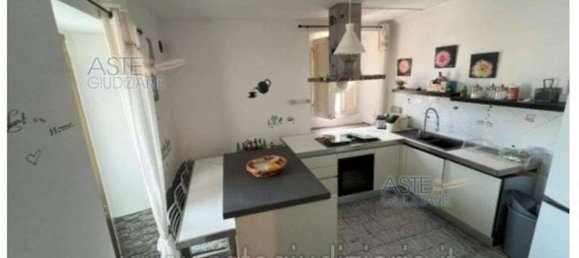 2 bedrooms Apartment in Alanno, Italy No. 272946 14