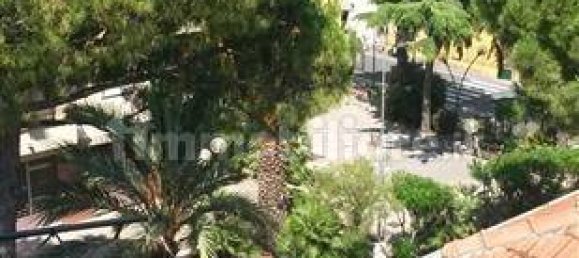 Apartamento de 2 dormitorios en Bordighera, Italy No. 222411 13
