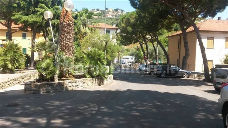 Apartamento de 2 dormitorios en Bordighera, Italy No. 222411