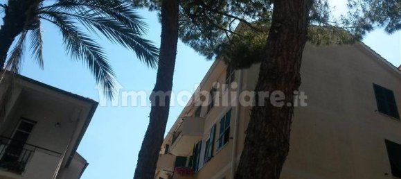 Apartamento de 2 dormitorios en Bordighera, Italy No. 222411 2