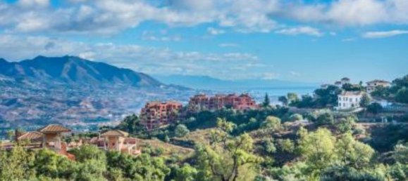 4 bedrooms Villa in Marbella, Spain No. 145752 6