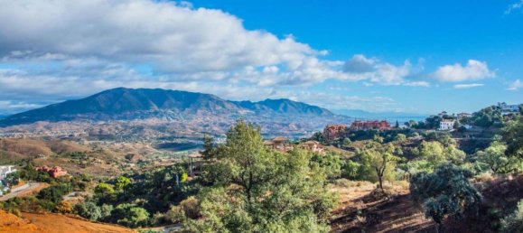 4 bedrooms Villa in Marbella, Spain No. 145752 8