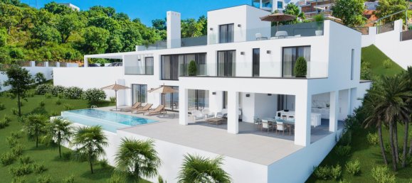 4 bedrooms Villa in Marbella, Spain No. 145752 3