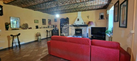 3 bedrooms House in Villafranca d'Asti, Italy No. 272034 7