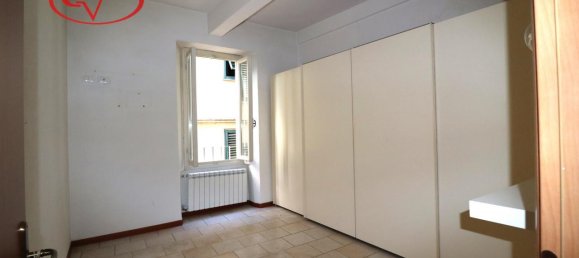 Apartamento de 3 habitaciónes en Montevarchi, Italy No. 235441 7