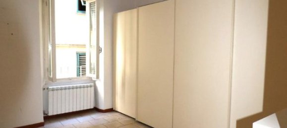 Apartamento de 3 habitaciónes en Montevarchi, Italy No. 235441 2