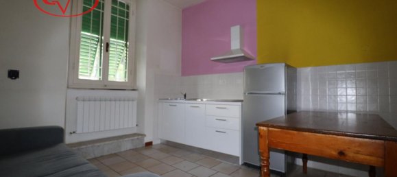 Apartamento de 3 habitaciónes en Montevarchi, Italy No. 235441 10