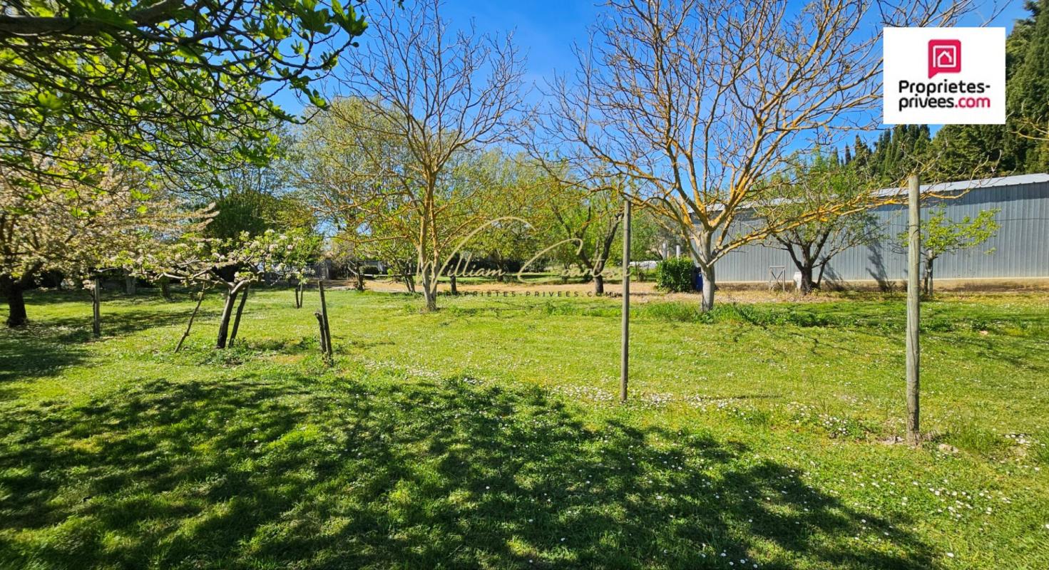 2086m² Garage in Lasserre-de-Prouille, France No. 96693