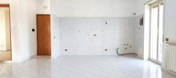 3 rooms Apartment in Rome, Italy No. 9573 15