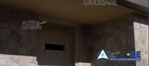 9 غرف نوم شقة في Anzio, Italy رقم 321579 2