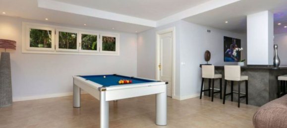 6 bedrooms Villa in Marbella, Spain No. 145954 39