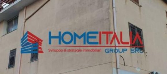 5 rooms Apartment in Altofonte, Italy No. 35915 4