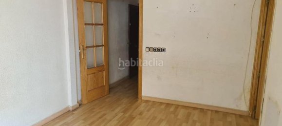 3 bedrooms Apartment in Parla, Spain No. 161947 3