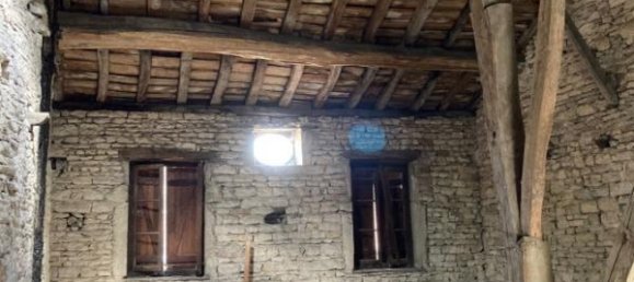 5 rooms House in Lugny, France No. 205371 4