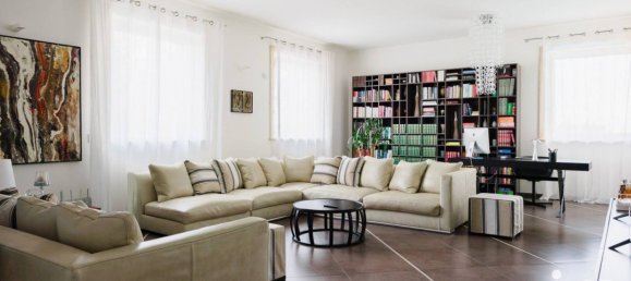 8 Schlafzimmer Villa in Monticello Brianza, Italy, Nr. 263567 10