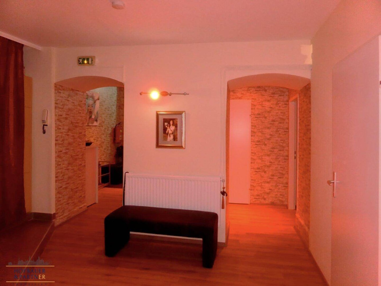 Oficina en Rudolfsheim-Funfhaus, Austria 96 m² No. 223074