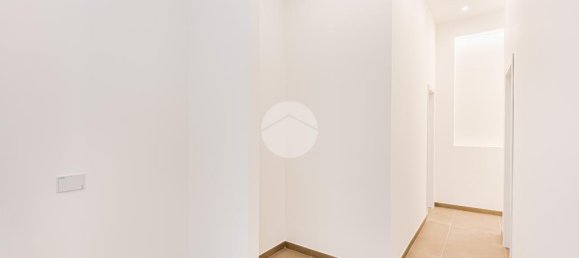 2 bedrooms Apartment in Rome, Italy No. 263330 13