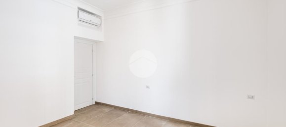 2 bedrooms Apartment in Rome, Italy No. 263330 10