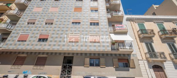 1 bedroom Apartment in Messina, Italy No. 328661 9