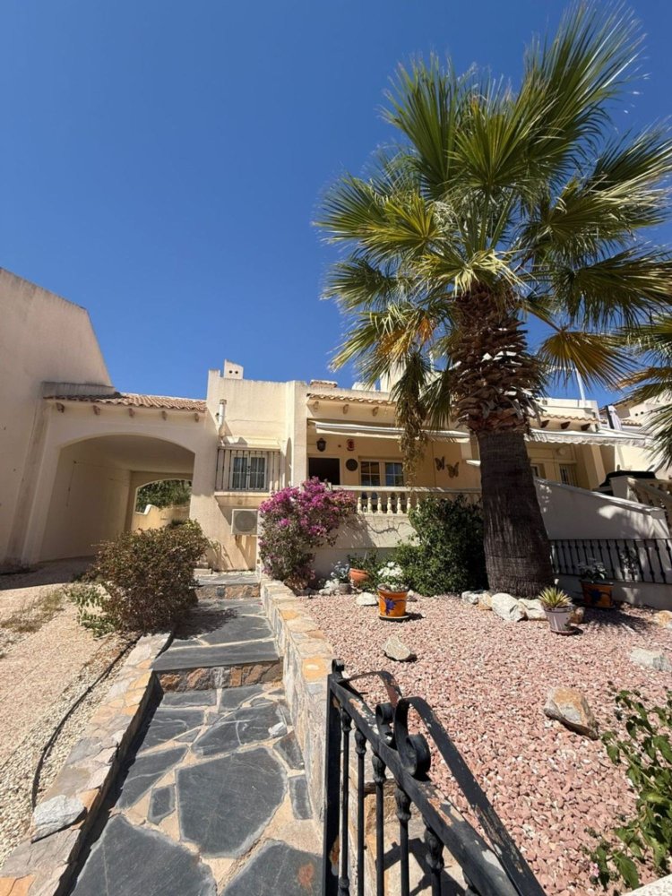 3 bedrooms House in Alicante, Spain No. 217613