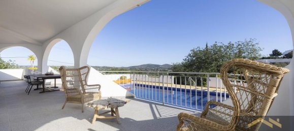 4 bedrooms Villa in Faro, Portugal No. 9256 10