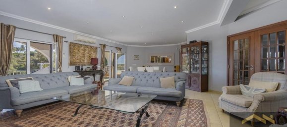 4 bedrooms Villa in Faro, Portugal No. 9256 11