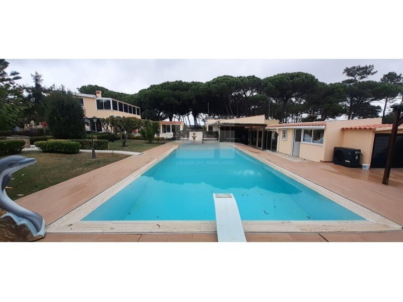 3 bedrooms Land in Sintra, Portugal No. 105864