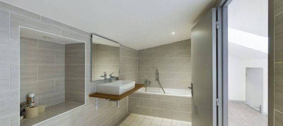 4 Schlafzimmer Doppelhaus in Bastia, France, Nr. 241233 3