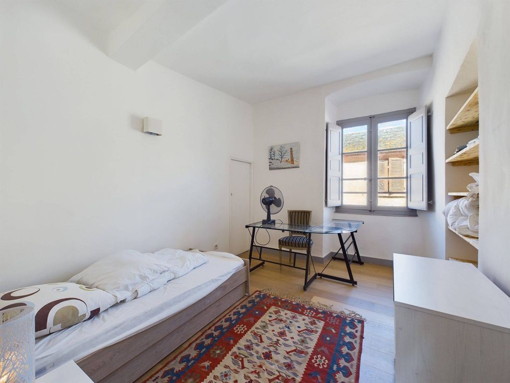 4 Schlafzimmer Doppelhaus in Bastia, France, Nr. 241233
