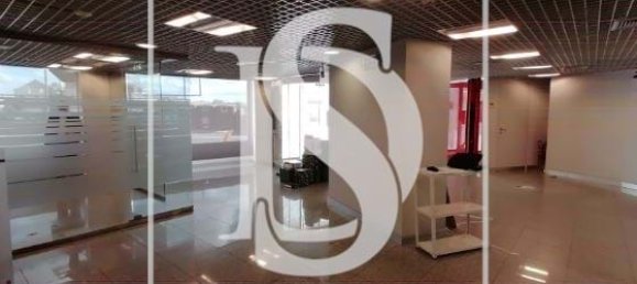 119m² Commercial property in Abrantes, Portugal No. 61979 3