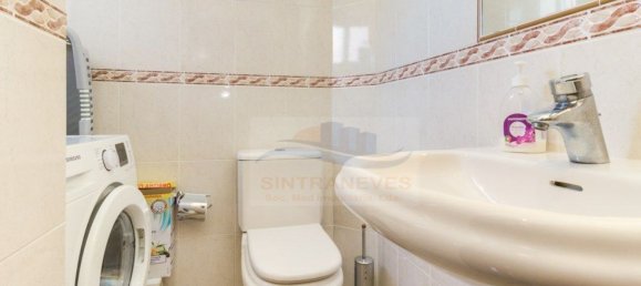 7 bedrooms Apartment in Lisbon, Portugal No. 123108 8