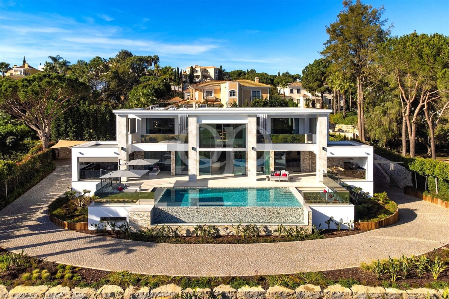 5 bedrooms House in Almancil, Portugal No. 204595