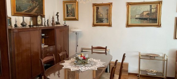 3 rooms Apartment in Turin, Italy No. 195368 5