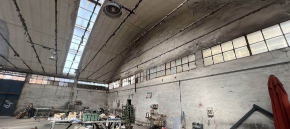 590m² Warehouse in Livorno, Italy No. 324180 11