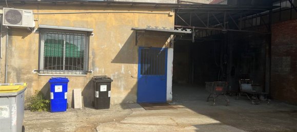 590m² Warehouse in Livorno, Italy No. 324180 3
