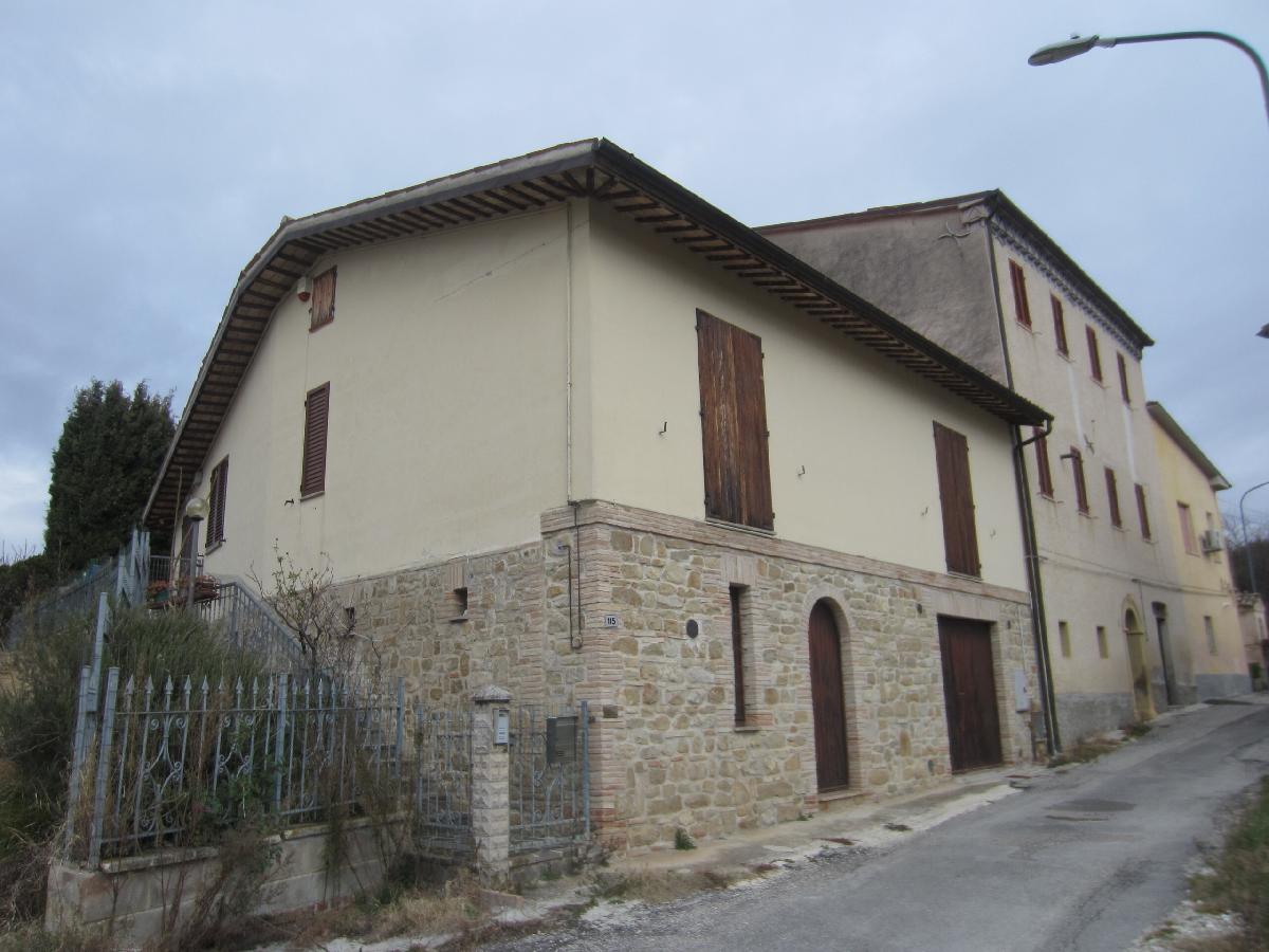 15-Zimmer Haus in Cingoli, Italy, Nr. 238549