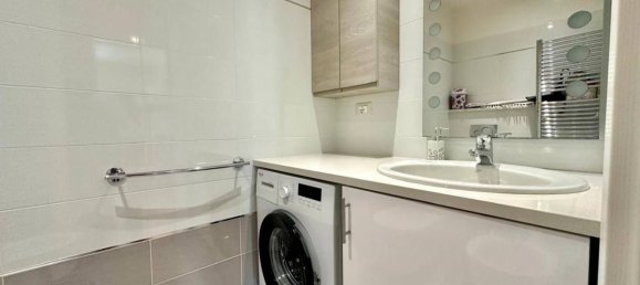 Квартира с 3 комнатами в Лоано, Италия № 299459 24