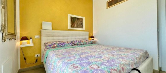 Квартира с 3 комнатами в Лоано, Италия № 299459 19