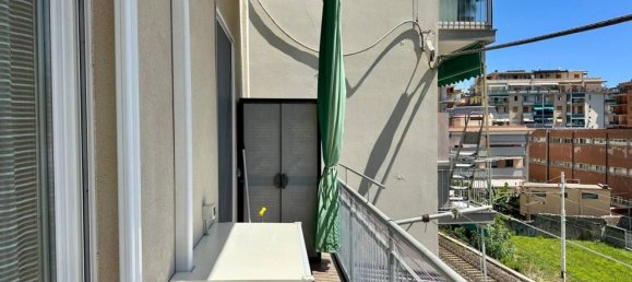 Квартира с 3 комнатами в Лоано, Италия № 299459 13