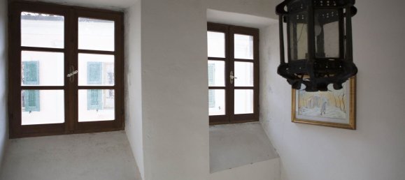 482m² Commercial property in Bagnone, Italy No. 261543 4