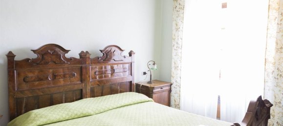 482m² Commercial property in Bagnone, Italy No. 261543 3