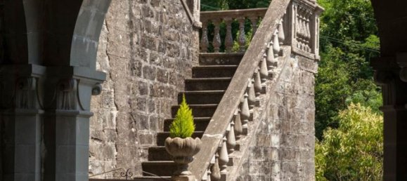 482m² Commercial property in Bagnone, Italy No. 261543 9